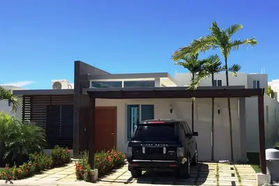 Image de 3bd villa with private pool in beachfront resort. Tennis\/ basket\/waterpark\/gym!