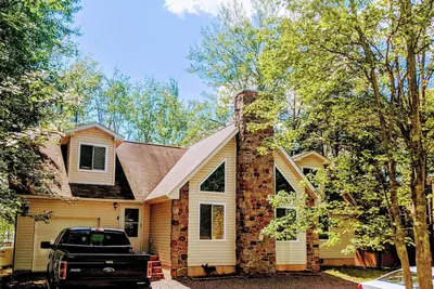 Image de Lakefront Mountain Retreat in Arrowhead Lake, Gold Star Community