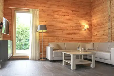 Image de Superbe maison à Heel avec vue sur le.