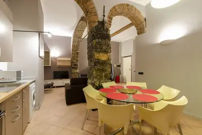 Image de Joivy Warm Family Flat for 9, near Porto Antico