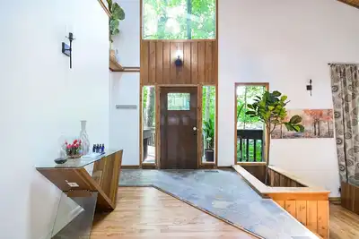 Image de Luxurious wood Cabin in the heart of the city