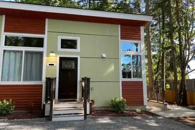 Image de Upscale Modern Private Cottage