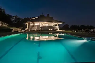 Basque Breath-Unique Villa, Fantastic View, Fabulous Pool