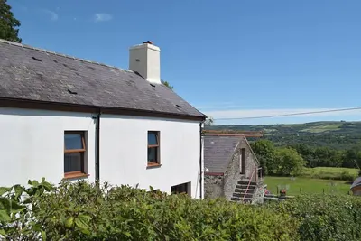 Image de 4 bedroom accommodation in Ponthenri, near Llanelli