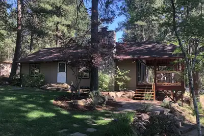 Image de Quiet getaway on beautiful Hayden Lake. Leave the hustle and bustle behind.