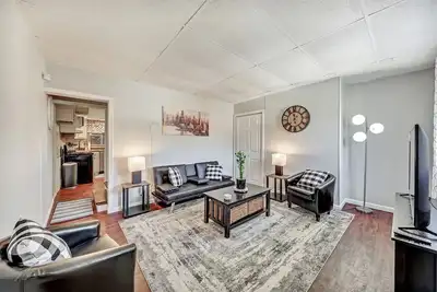 Image de Beautiful Newly Renovated Home Away from Home