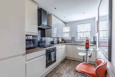 Image de Windsor Central Victorian Town House sleeps 6