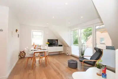Image de Comfortable apartment on the upper floor for 4 people with balcony, garden & terrace.