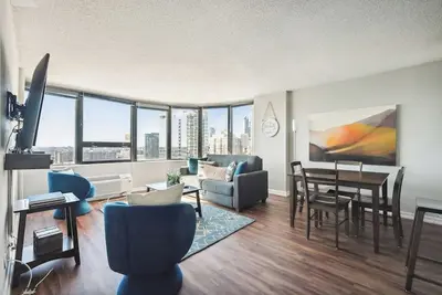 Downtown Mich Ave #20, Grant Park, Museums 2bd/2ba