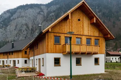Image de Chalet luxueux à Obertraun avec piscine