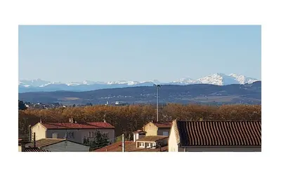 Image de ♥ All Comfort! Air conditioning, Calm, Parking, View of the Pyrenees, Elevator, Wifi ♥