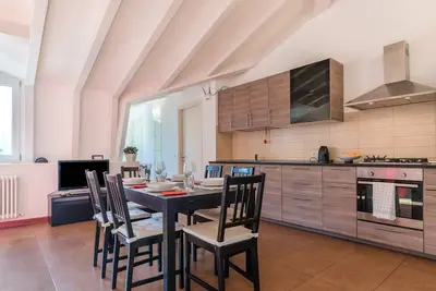 Image de Appartement de vacances \"Villa Principessa Two Bedroom\" dans un palais historique de la ville
