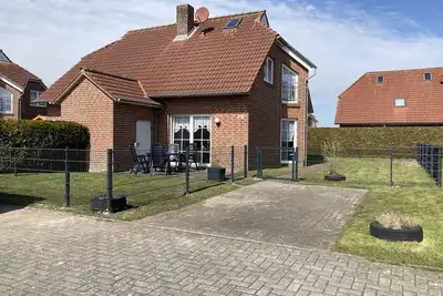 Image de Semi-detached house near the dike and at the end of the cul-de-sac!
