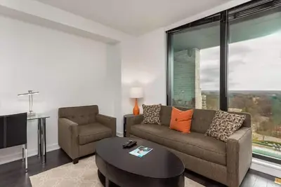 Image de Equipped Kitchen& In-unit Washer/D | near Iad & Spring Hill