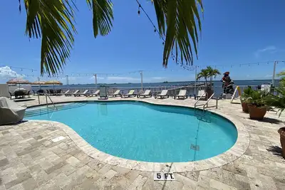 Image de Resort Condo Close To Beaches/Free Bikes