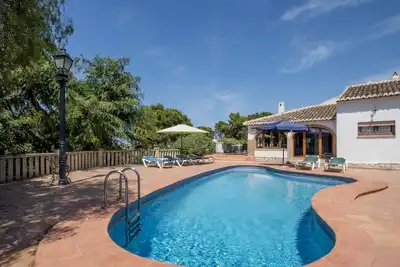 Image de Grande villa classique à Javea, Costa Blanca, Espagne avec piscine privée pour 6 personnes
