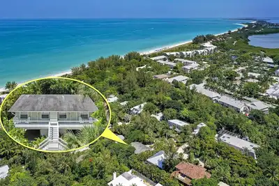 2 bedroom accommodation in Captiva