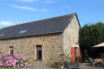 Image de Gîte calme avec jardin clos, équipements complets et activités sur place à Callac