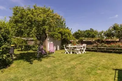 Image de Location saisonnière: Gîte cosy avec jardin clos, proche plages et parc de Brière, wifi inclus!
