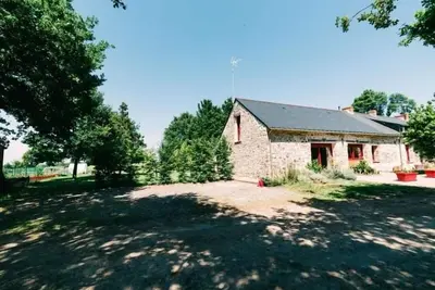 Image de Gîte spacieux et calme avec grand jardin, proche de Châteaubriant, idéal familles et pêcheurs
