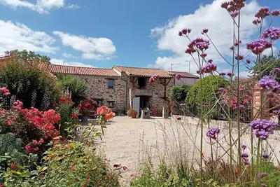 Image de Gîte de charme avec vélos dans un village viticole proche Clisson et Puy du Fou