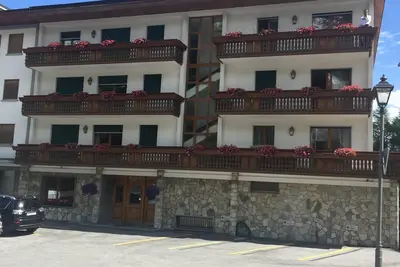 Image de Apartment Etoile 1 Crans Montana Switzerland-Ski, hike, golf, lakes and sun!