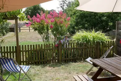 Image de Gîte de caractère au cœur des vignes avec jardin, vélos et équipements bébé