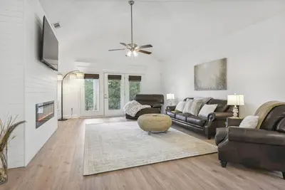 Image de Biloxi Waterfront House With A View (Downtown Biloxi, Ocean Springs & Keesler)