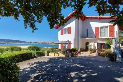 Hendaye Maison 8 personnes vue Baie