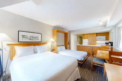 Image de Inviting 4th-floor studio with gym & jetted tub - near golf and ski lifts