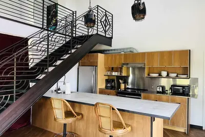 Image de Bishop Arts Hotel Penthouse Suite 7