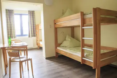 Image de 6-bed room with shower/Wc