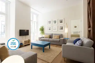 Image de Central Downtown 1d up to 17guests by Central Hill