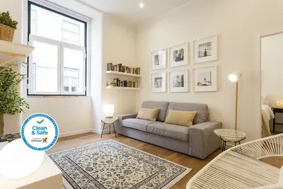 Image de Central Downtown 2e up to 13guests by Central Hill