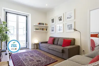Image de Central Downtown 4e up to 13guests by Central Hill