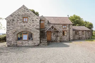 Image de Ty Cerrig, pet friendly, with open fire in Llanfairpwllgwyngyll