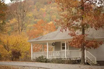 Image de Mtn Cabin Lake Hot Tub | Kayak | Fish | AtvTrls