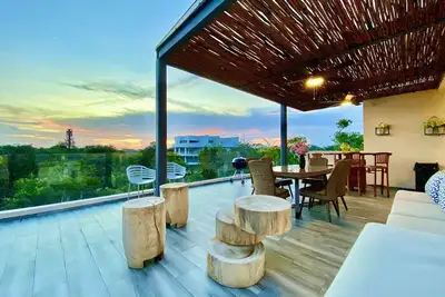 Image de Luxury Penthouse 3 Level, 3240 sqft, Unique, Terrace, Roof Top