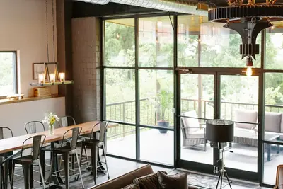 Image de The Top Shelf Condo! For Explorers Seeking An Exclusive Kentucky Experience