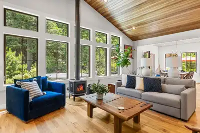 Image de Adventure and Relaxation come together at Hummingbird!