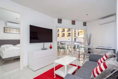 Image de Fuengirola shoreline flat by Costarentals Ref 88