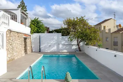 Image de Stunning seaview villa in Torreblanca Private pool by Costarentals - Ref 110