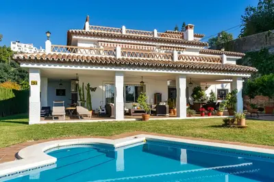 Image de Stunning villa with private pool near Fuengirola and Mijas Pueblo by Costarentals - Ref 41