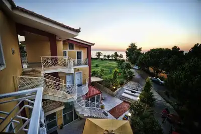 Image de Suite Apartment Beachfront Kalo Nero Beach