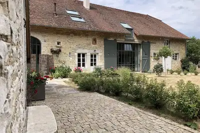 Image de Grande maison de campagne design et lumineuse