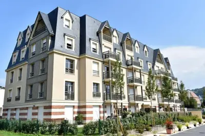 Les Arts by Interhome