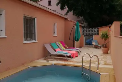 Image de Villa climatisée vacances, cure, Amélie /Arles avec piscine Animaux acceptés.