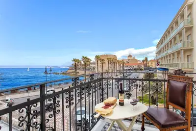 Image de Romantic House with a Sea View in Alghero. Liberti