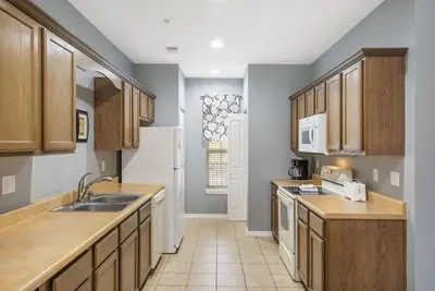 Image de 2 Bedroom, 2 Bathroom Golf Condo feat. Covered Balcony with BeautifulCourse View