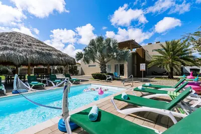 Image de Sleeps 26! Spacious Luxury: Pool ~ Soccer ~ Gazebo